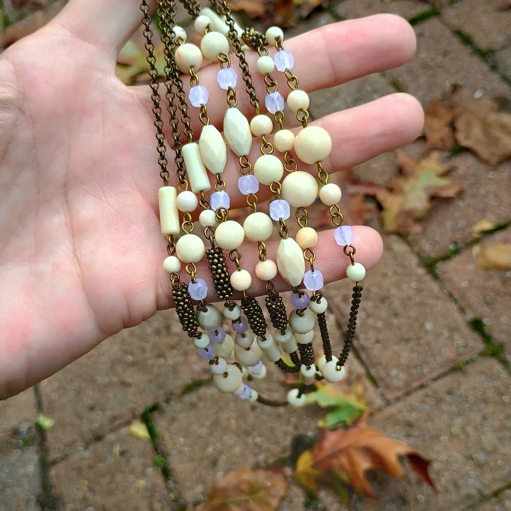 Gorgeous, art deco style, opera length, celluloid, lucite rope necklace, deco